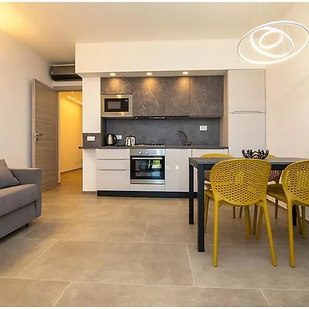 Casa Azzurra Vista Mare Apartment