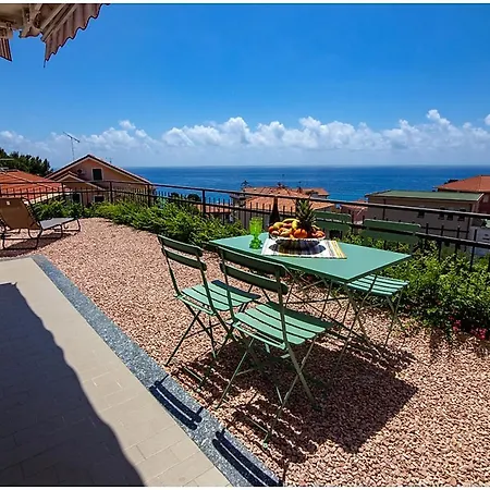 Casa Azzurra Vista Mare Apartment Costarainera